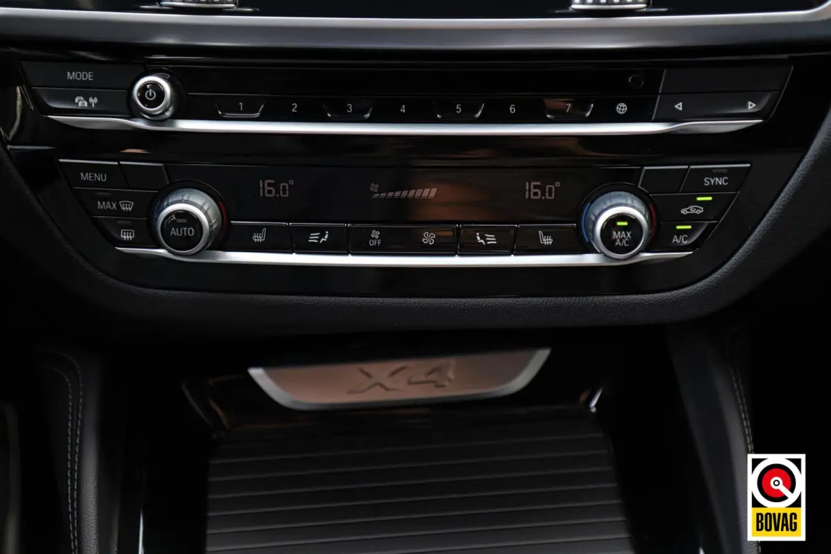 xDrive30i M-Sport M-Pakket |PANODAK|H&K|MEMORY|KEYLESS|CAMERA|CARPLAY|TREKHAAK|STOELVERW.