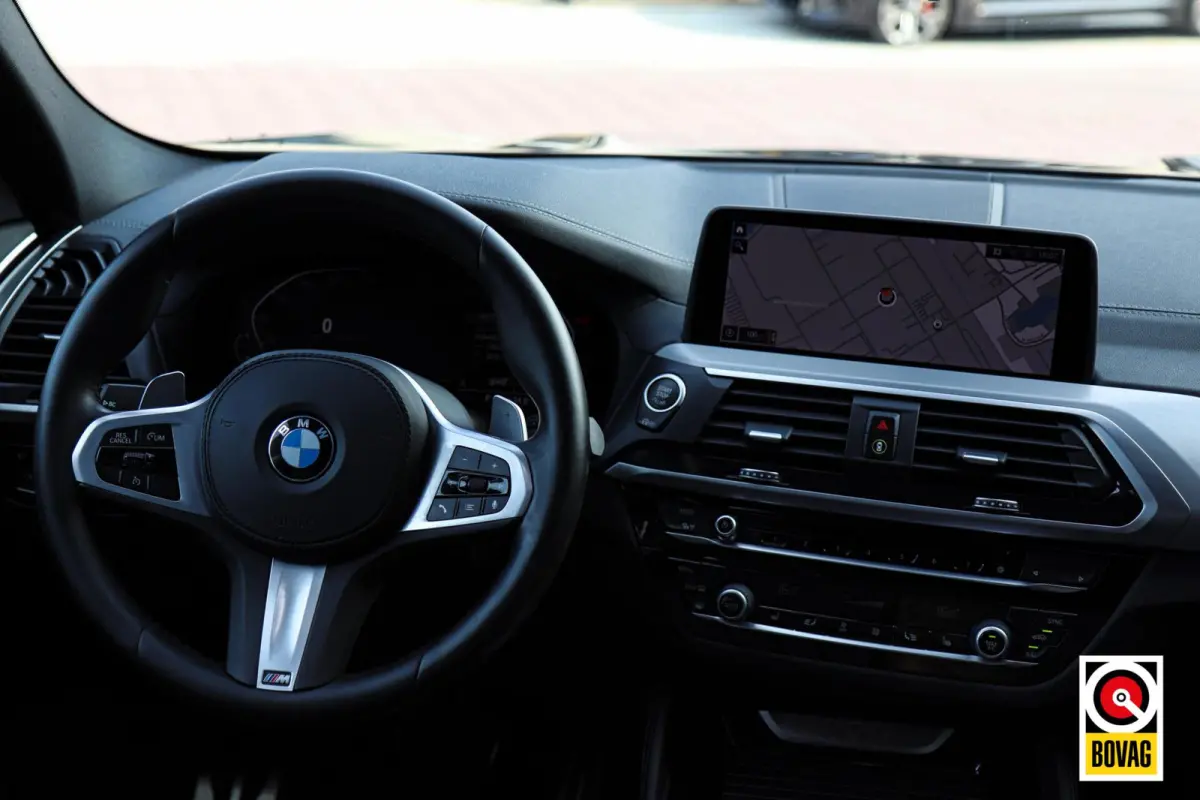xDrive30i M-Sport M-Pakket |PANODAK|H&K|MEMORY|KEYLESS|CAMERA|CARPLAY|TREKHAAK|STOELVERW.