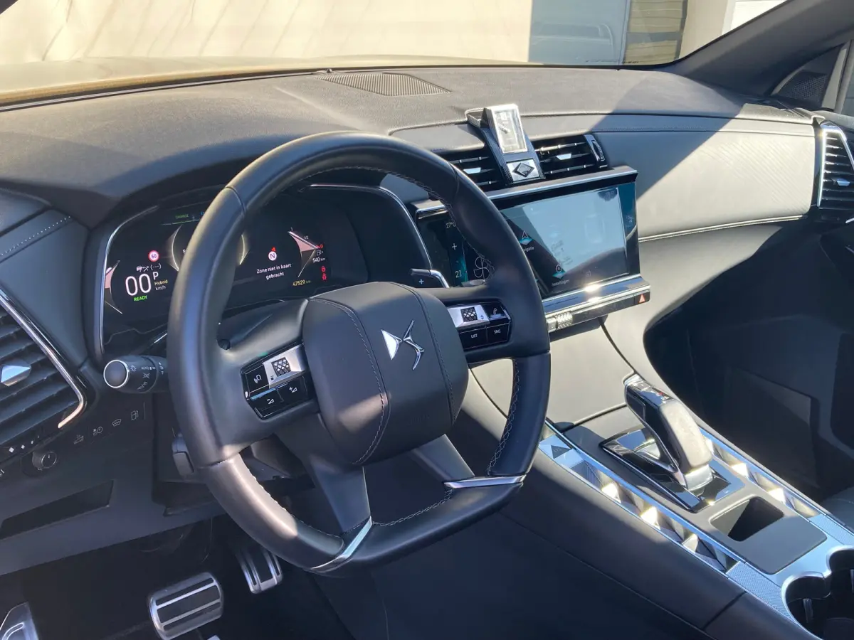 1.6 PHEV 300 4x4 Etoile Airco | 360 Camera | Cruise Adaptief | DAB | Keyless | LED | LMV 19" | Ledere Bekleding | Navi | Pano | Stoelverwarming |
