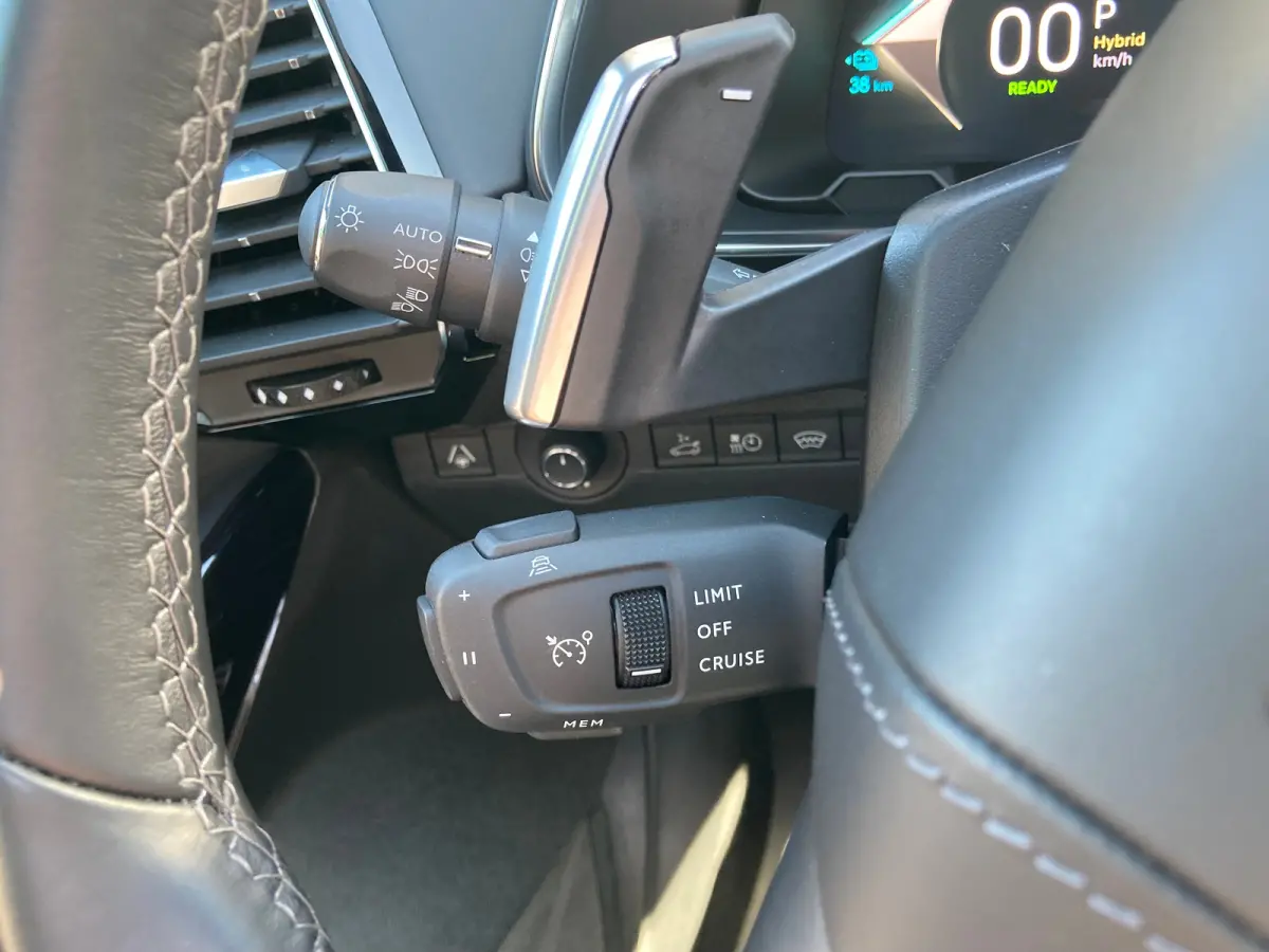 1.6 PHEV 300 4x4 Etoile Airco | 360 Camera | Cruise Adaptief | DAB | Keyless | LED | LMV 19" | Ledere Bekleding | Navi | Pano | Stoelverwarming |