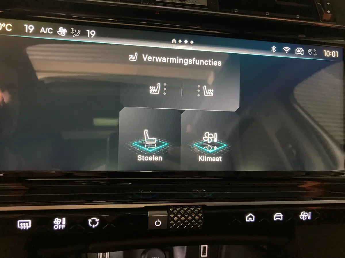 1.6 PHEV 300 4x4 Etoile Airco | 360 Camera | Cruise Adaptief | DAB | Keyless | LED | LMV 19" | Ledere Bekleding | Navi | Pano | Stoelverwarming |