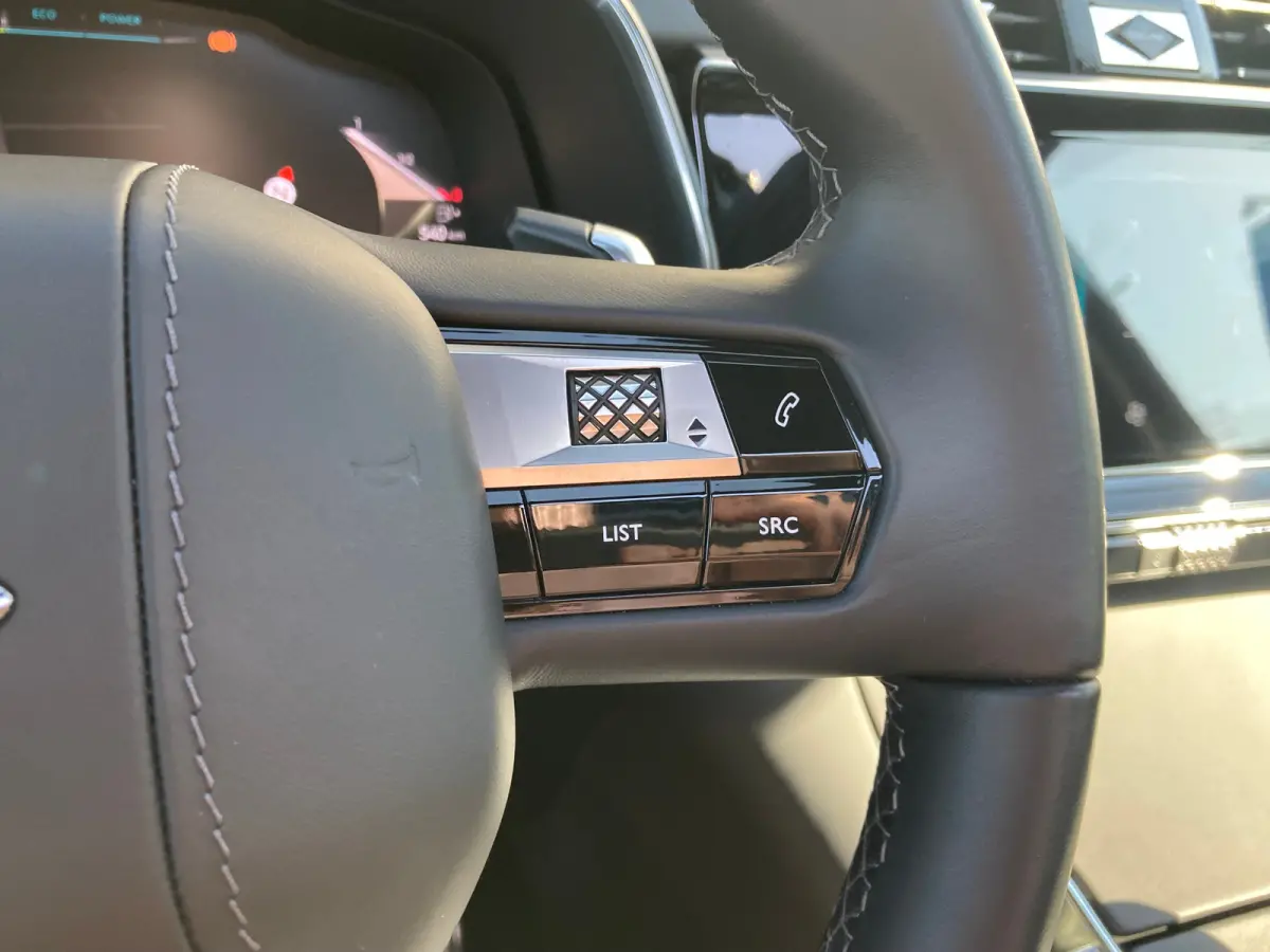 1.6 PHEV 300 4x4 Etoile Airco | 360 Camera | Cruise Adaptief | DAB | Keyless | LED | LMV 19" | Ledere Bekleding | Navi | Pano | Stoelverwarming |