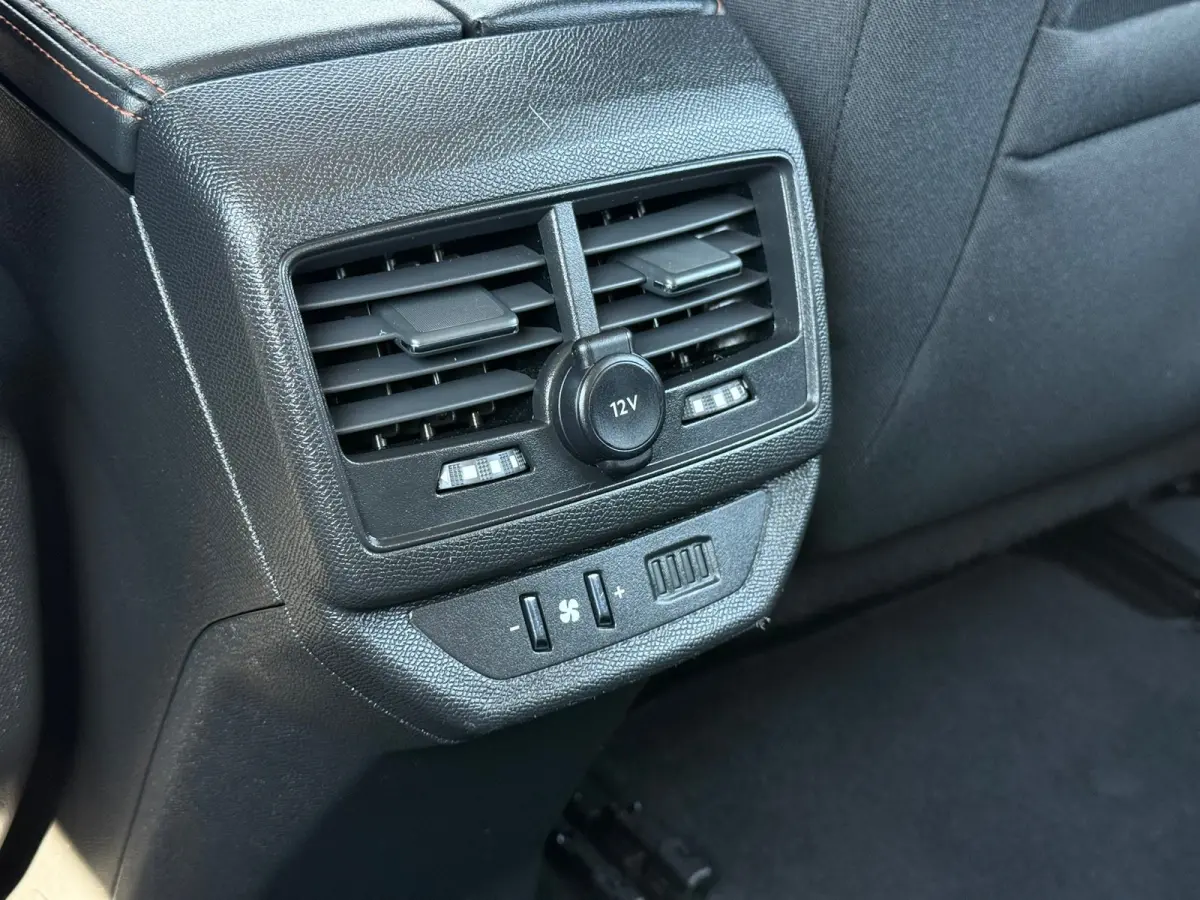 1.2 PureTech Active Cruise control | Navigatie | Parkeersensoren | Airco | Apple carplay & Android auto