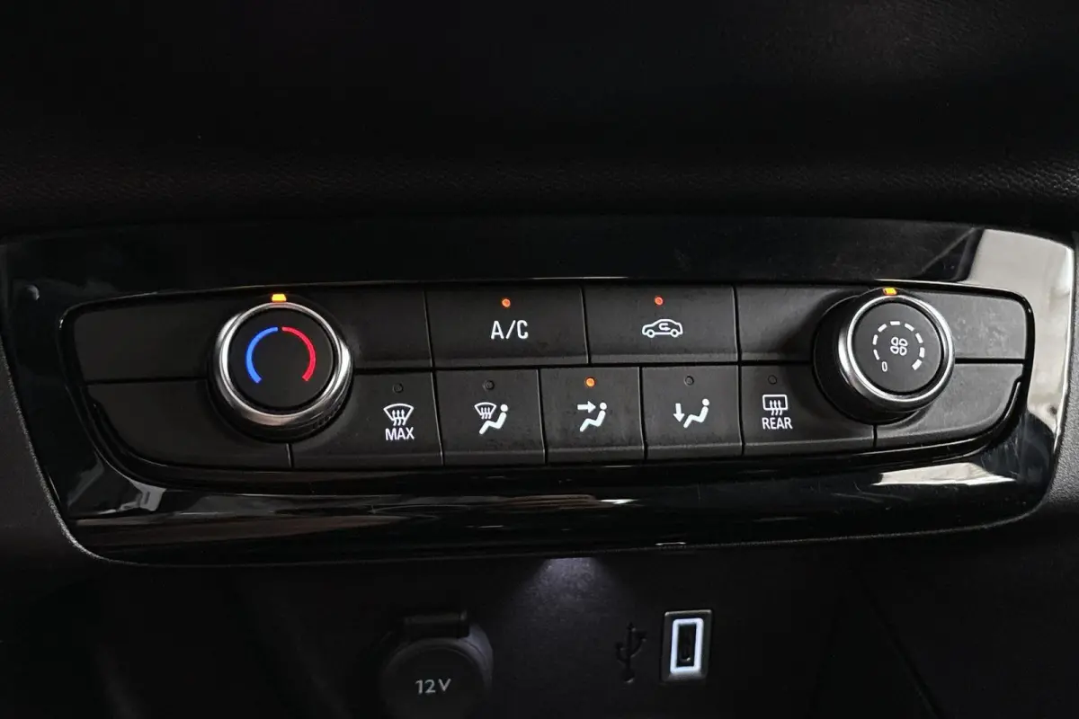 1.2 Turbo Hybrid GS Automaat Camera Apple CarPlay LED