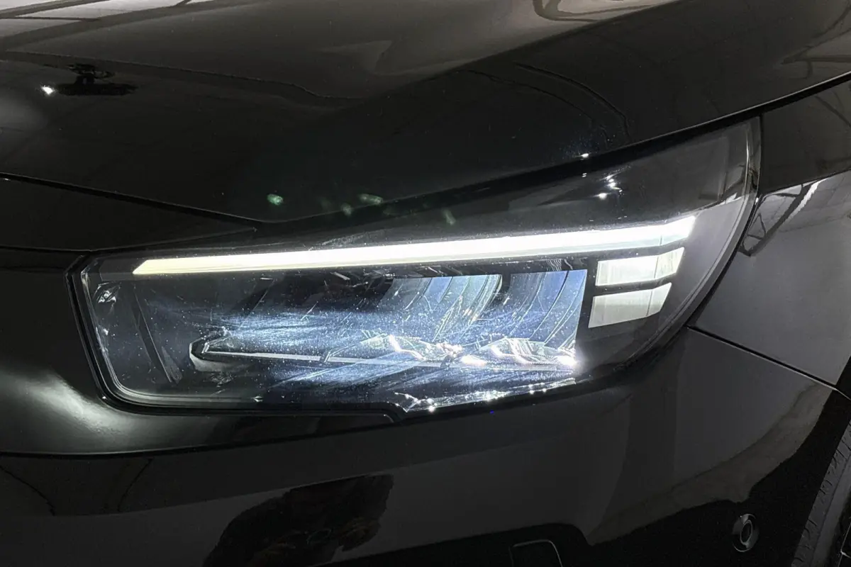 1.2 Turbo Hybrid GS Automaat Camera Apple CarPlay LED