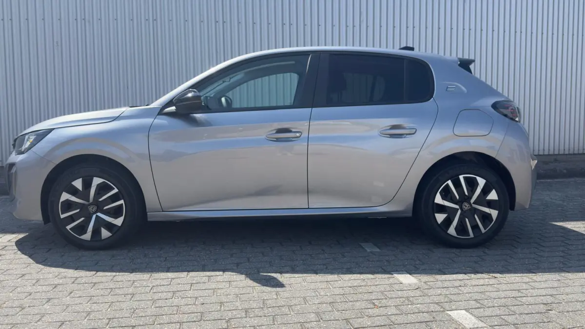 EV Business 50 kWh | Apple Carplay / Android Auto | Camera achter | Parkeer sensoren voor + achter |