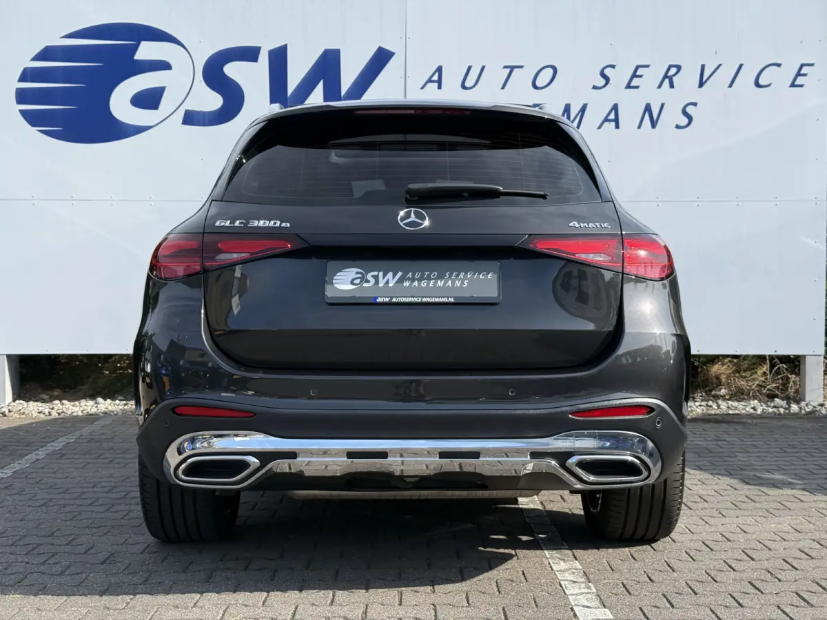 4MATIC AMG Line | Pano | Trekhaak | Distronic | Camera | 20 inch