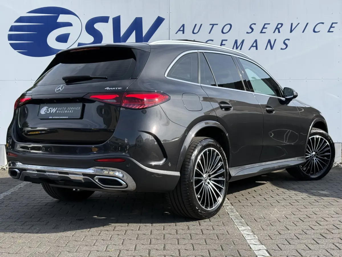 4MATIC AMG Line | Pano | Trekhaak | Distronic | Camera | 20 inch