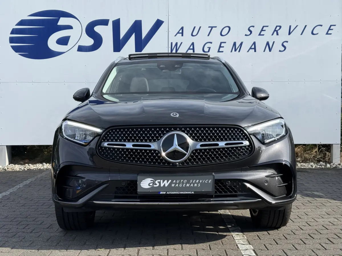 4MATIC AMG Line | Pano | Trekhaak | Distronic | Camera | 20 inch