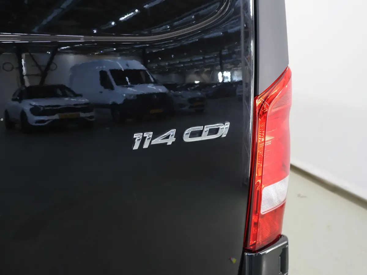 114 CDI L2 | Digitale Radio | Achteruitrijcamera | Cruisecontrol | Airco | Carplay | Comfortstoel Bestuurder | Bijrijdersbank | Houten Laadvloer | Achterdeuren| Certified |*