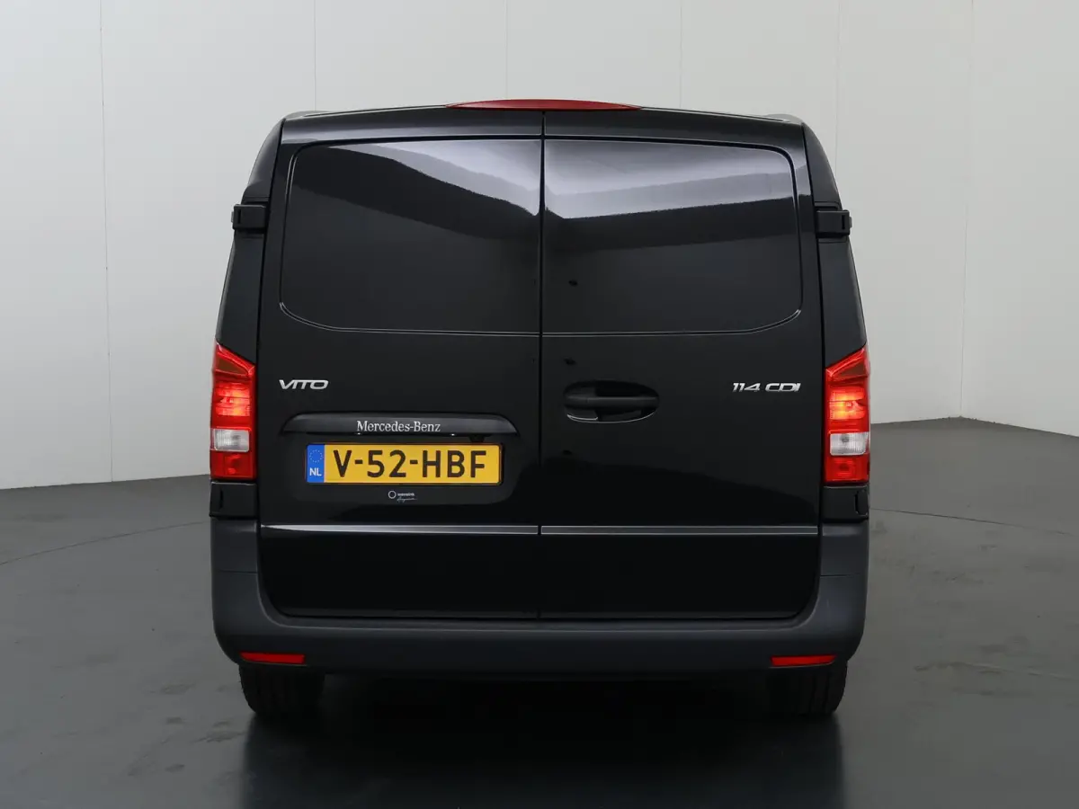 114 CDI L2 | Digitale Radio | Achteruitrijcamera | Cruisecontrol | Airco | Carplay | Comfortstoel Bestuurder | Bijrijdersbank | Houten Laadvloer | Achterdeuren| Certified |*