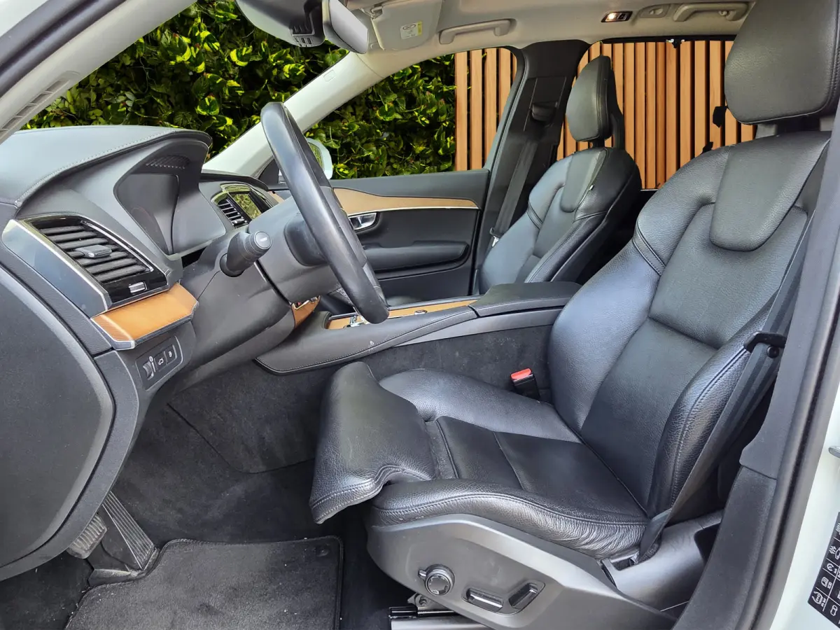 2.0 T8 Recharge AWD Inscription | Pano | HUD | 360 Cam | Pilot Assist | Memory