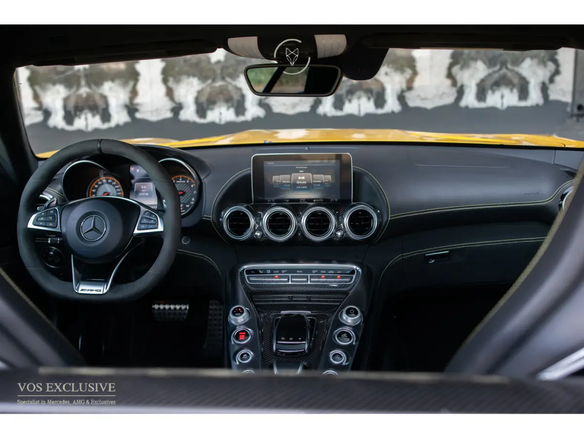 4.0 S Coupe Carbon in/exterieur|Ceramic|Dynamic plus|Designo|Performance stoelen|Dealer OH