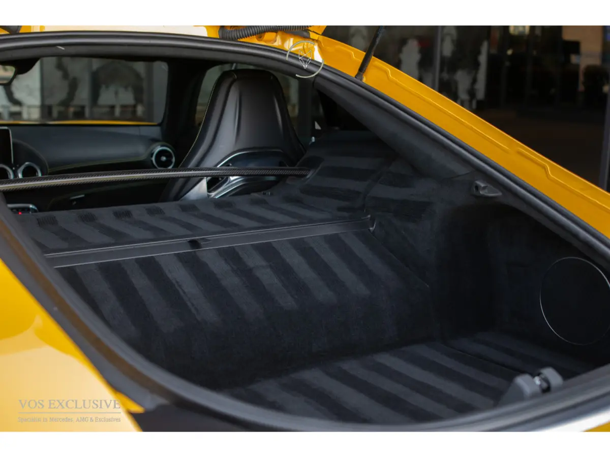 4.0 S Coupe Carbon in/exterieur|Ceramic|Dynamic plus|Designo|Performance stoelen|Dealer OH