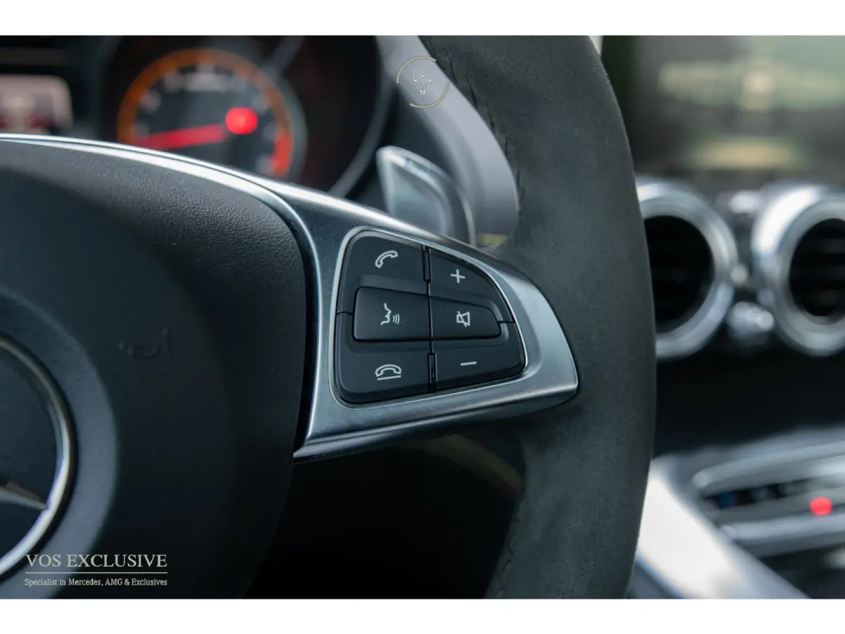 4.0 S Coupe Carbon in/exterieur|Ceramic|Dynamic plus|Designo|Performance stoelen|Dealer OH
