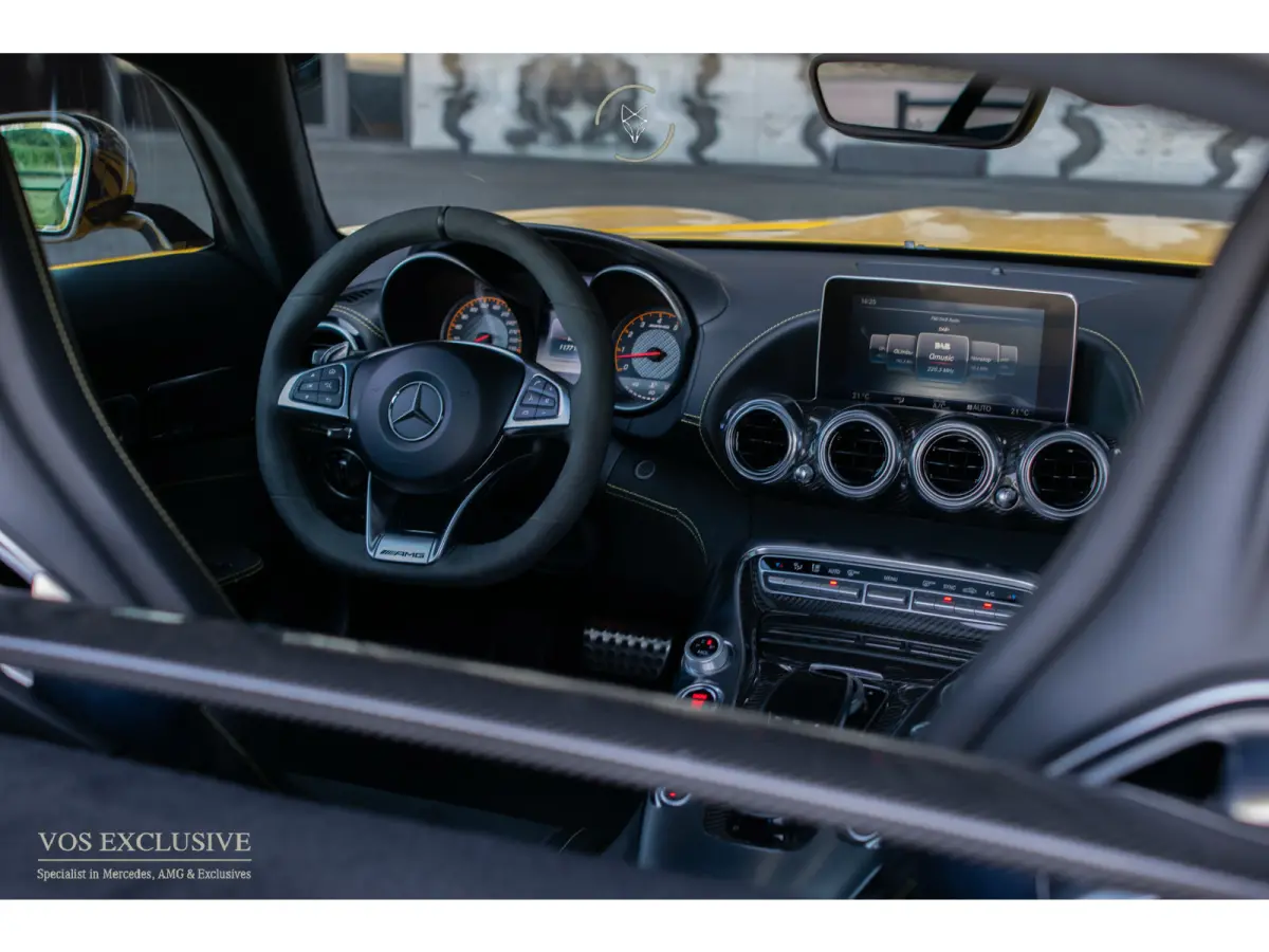 4.0 S Coupe Carbon in/exterieur|Ceramic|Dynamic plus|Designo|Performance stoelen|Dealer OH