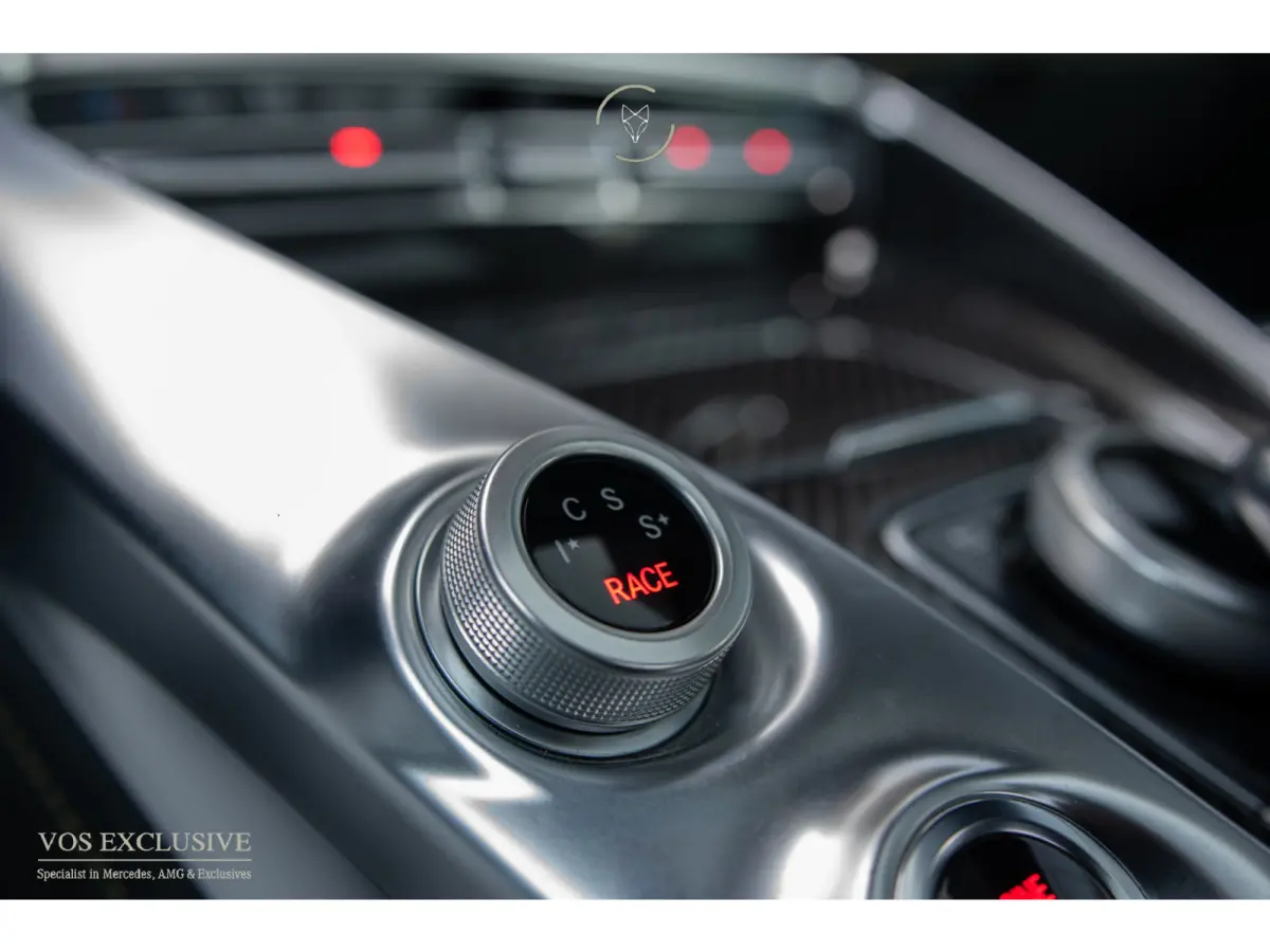 4.0 S Coupe Carbon in/exterieur|Ceramic|Dynamic plus|Designo|Performance stoelen|Dealer OH