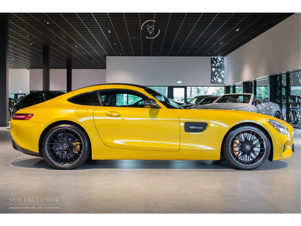 4.0 S Coupe Carbon in/exterieur|Ceramic|Dynamic plus|Designo|Performance stoelen|Dealer OH