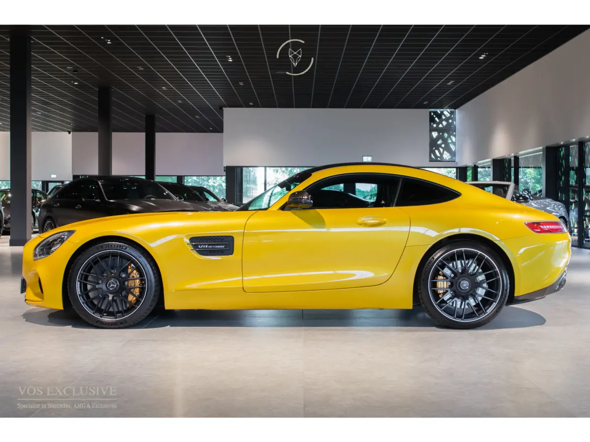4.0 S Coupe Carbon in/exterieur|Ceramic|Dynamic plus|Designo|Performance stoelen|Dealer OH