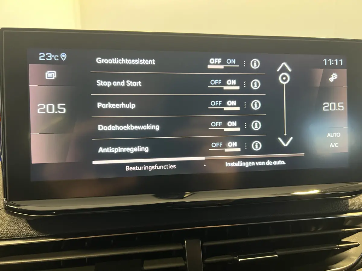1.2 Turbo GT | Navigatie/Android/Apple Carplay | LM Velgen 18" | Voorstoelen Verwarmd + Massage | Cruise Control Adaptief | Airco |