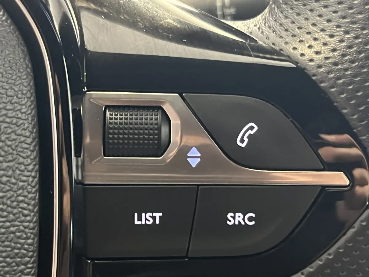 1.2 Turbo GT | Navigatie/Android/Apple Carplay | LM Velgen 18" | Voorstoelen Verwarmd + Massage | Cruise Control Adaptief | Airco |