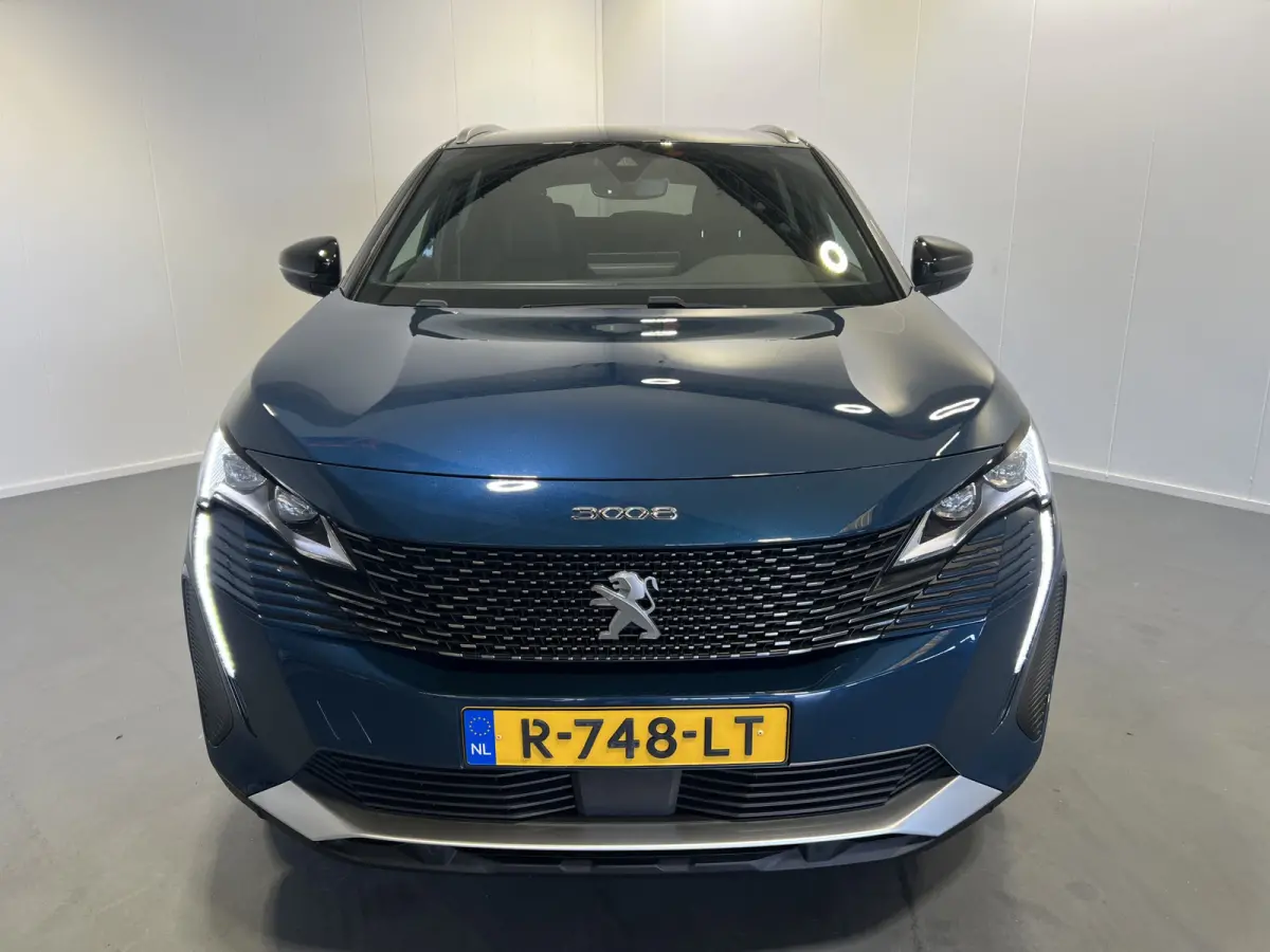 1.2 Turbo GT | Navigatie/Android/Apple Carplay | LM Velgen 18" | Voorstoelen Verwarmd + Massage | Cruise Control Adaptief | Airco |