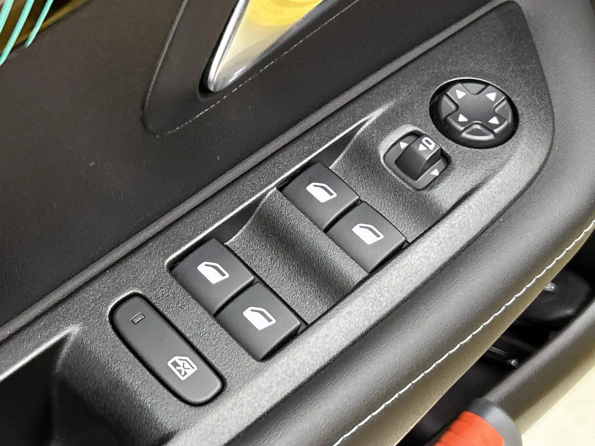 EV Allure Pack 50 kWh | ACCU 98% | Automaat | Camera | Navigatie | Parkeersensoren | Climate control | Apple carplay | Android auto | Privacy glass | Cruise control |
