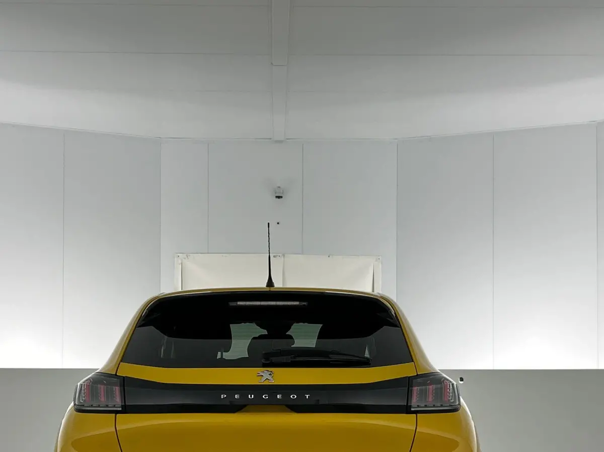 EV Allure Pack 50 kWh | ACCU 98% | Automaat | Camera | Navigatie | Parkeersensoren | Climate control | Apple carplay | Android auto | Privacy glass | Cruise control |