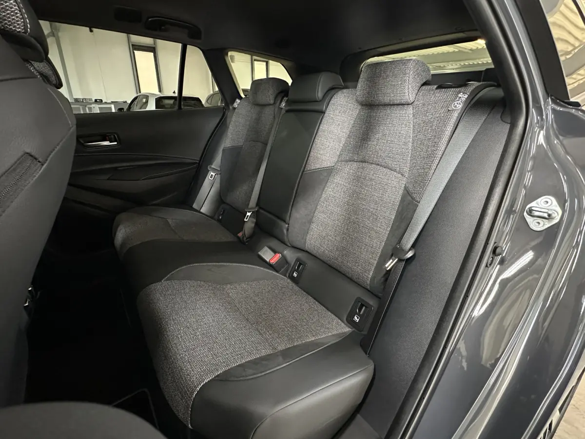 Hybrid 140 Dynamic | Acc | Camera | stoel stuur verw. |