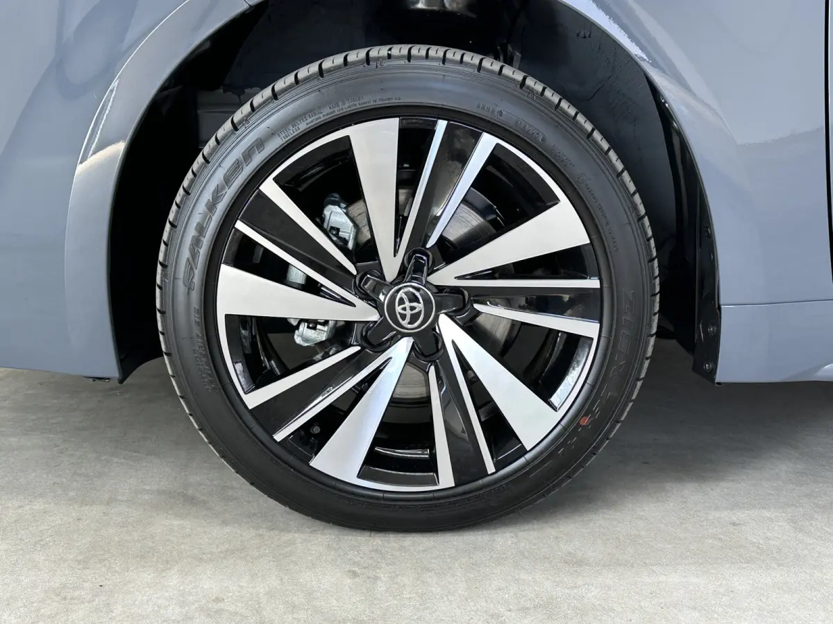 Hybrid 140 Dynamic | Acc | Camera | stoel stuur verw. |
