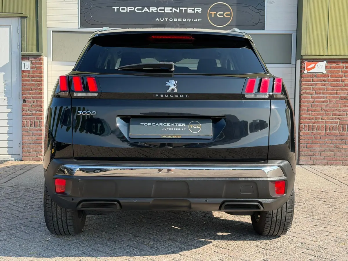 1.6e-THP Allure/CLIMA/AUT/CARPLAY/PARKS/APK/NAP