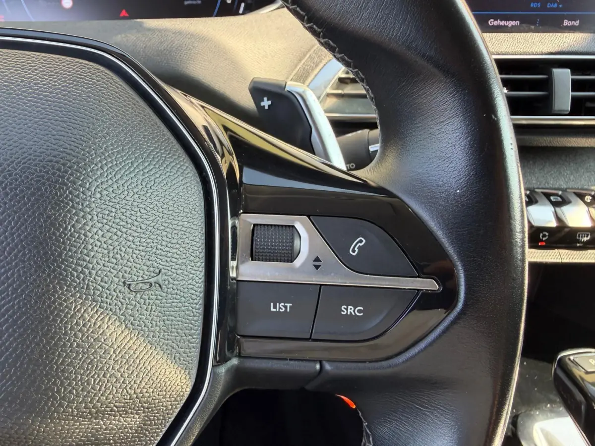 1.6e-THP Allure/CLIMA/AUT/CARPLAY/PARKS/APK/NAP