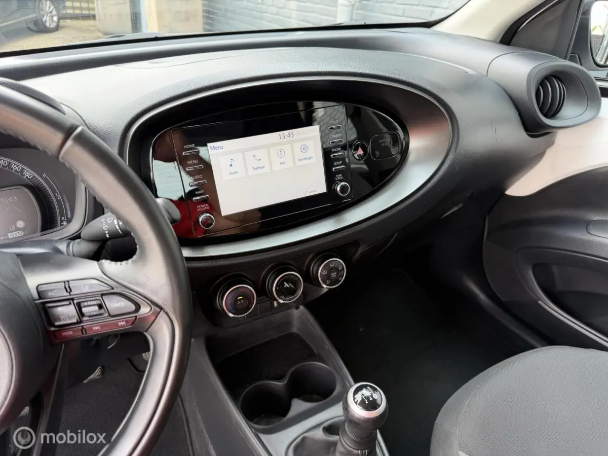 1.0 VVT-i MT Play 07-2022 Airco Camera Cruise