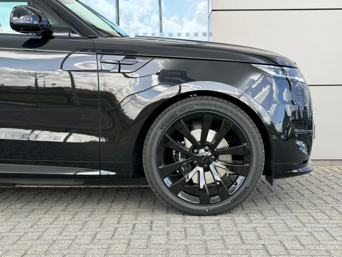 P460e Momentum Edition | Towing Pack | Head-up | 23 inch | Meridian 3D Surround | Black Pack | Pano