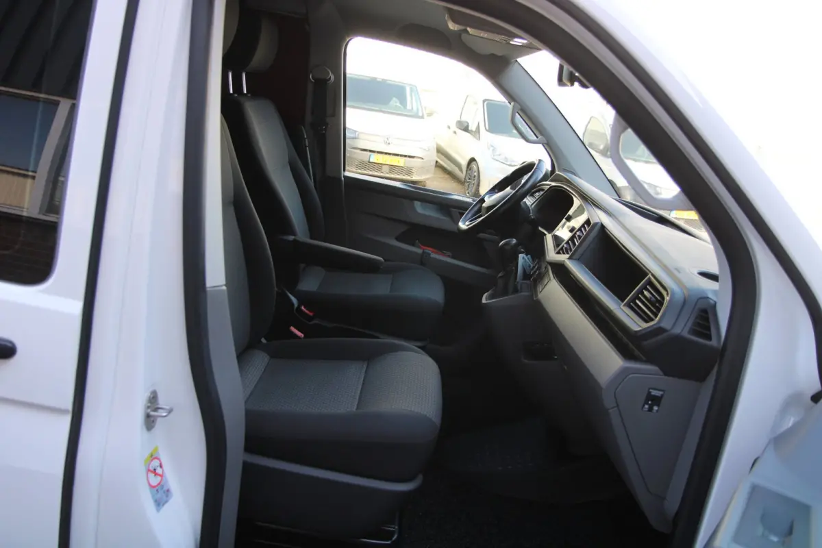 2.0 TDI L1H1 / 150PK automaat / dubbel schuifdeur / app connect / cruise