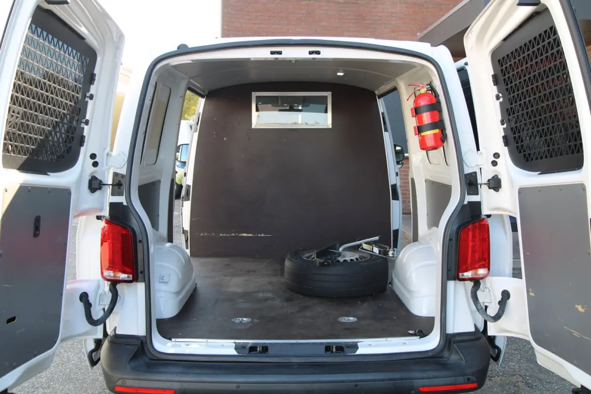 2.0 TDI L1H1 / 150PK automaat / dubbel schuifdeur / app connect / cruise