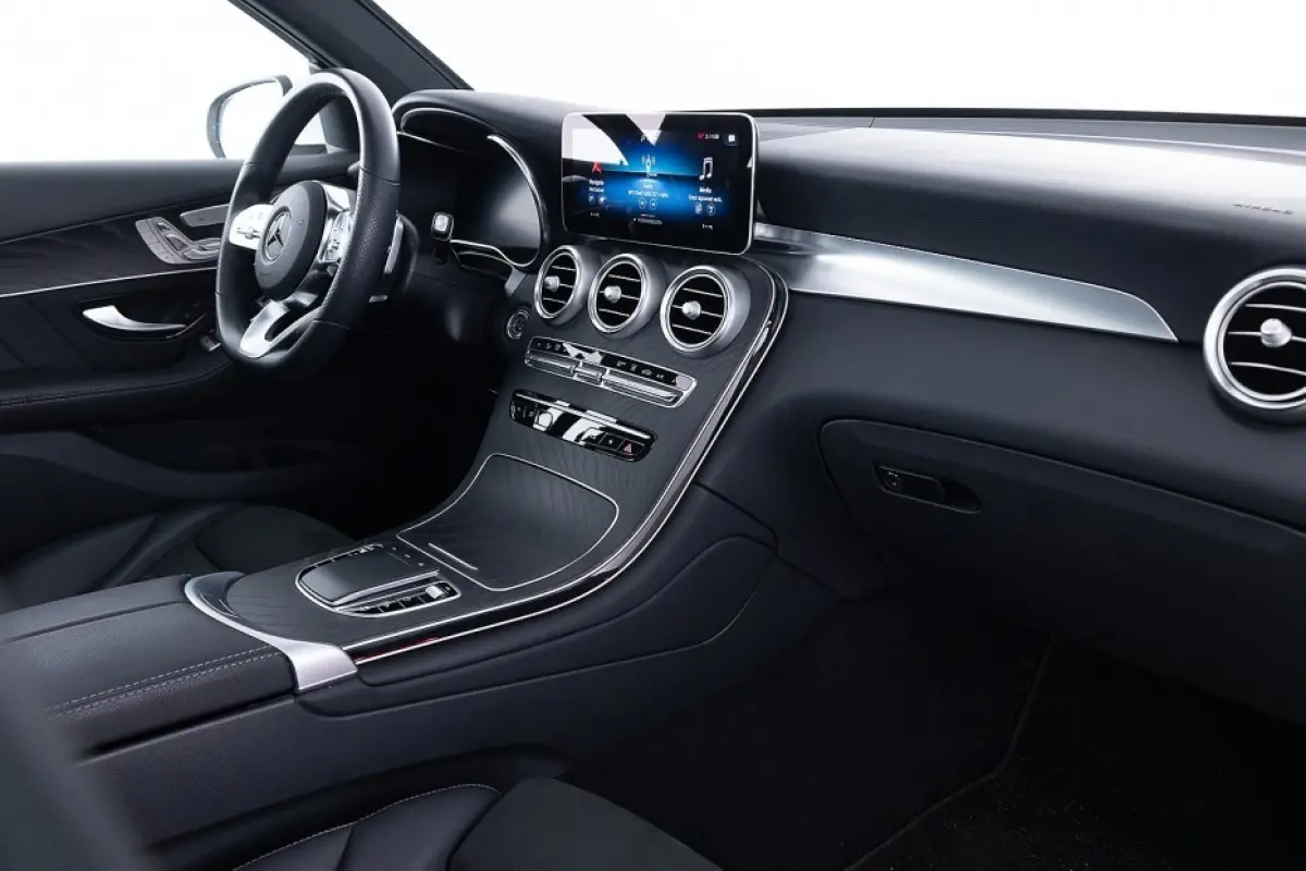 300 de 4MATIC Premium Plus | PANORAMADAK | EL. STOELEN | Full LED | SOH 98.8% PHEV Plug-in Hybrid DIESEL *2000kg trekgewicht*