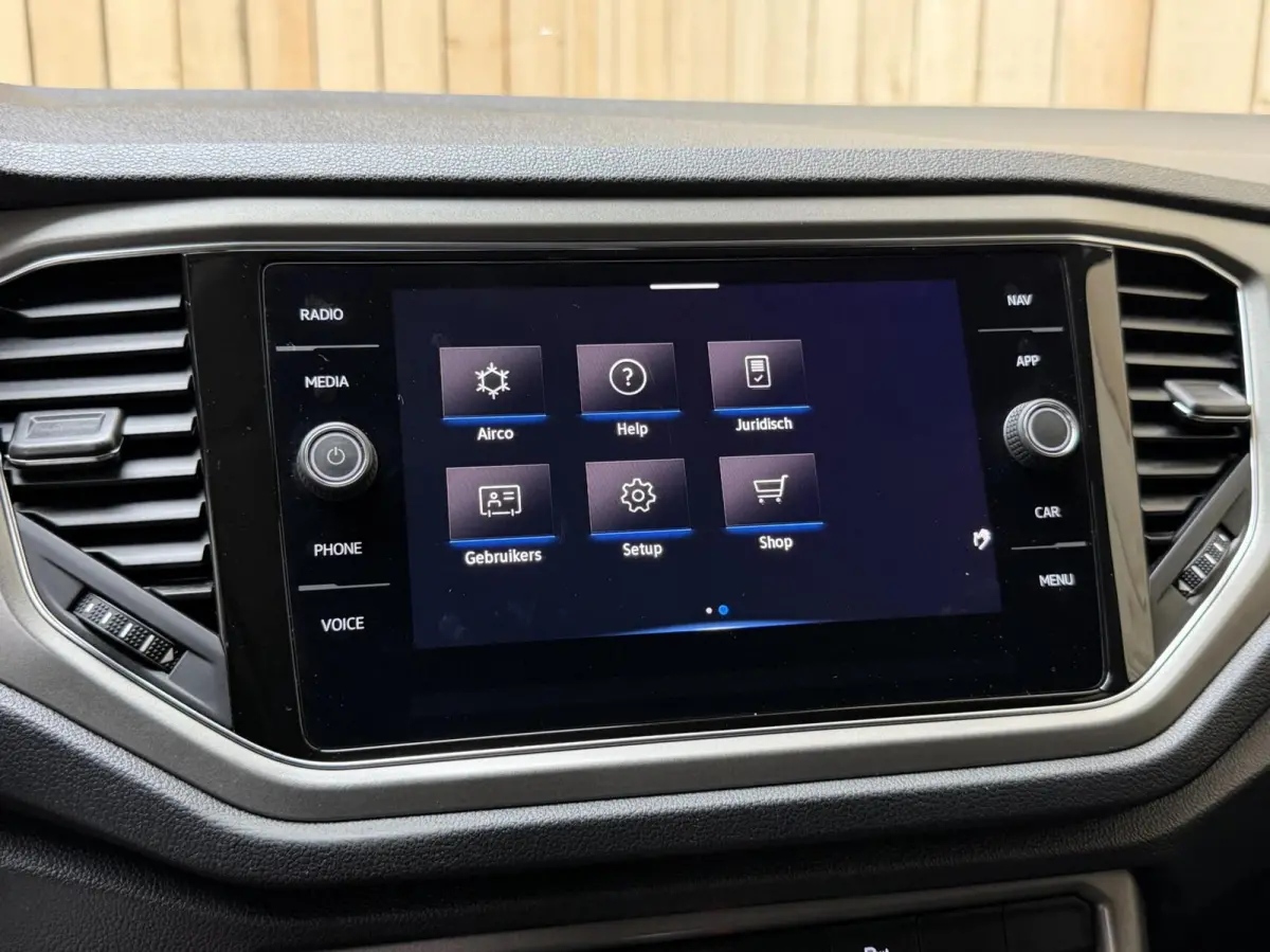 1.5 TSI Style Business Automaat | Climate control | Adaptieve cruise control | Achteruitrijcamera | Getint glas | LED verlichting | Apple CarPlay/Android Auto | Parkeersensoren voor en achte