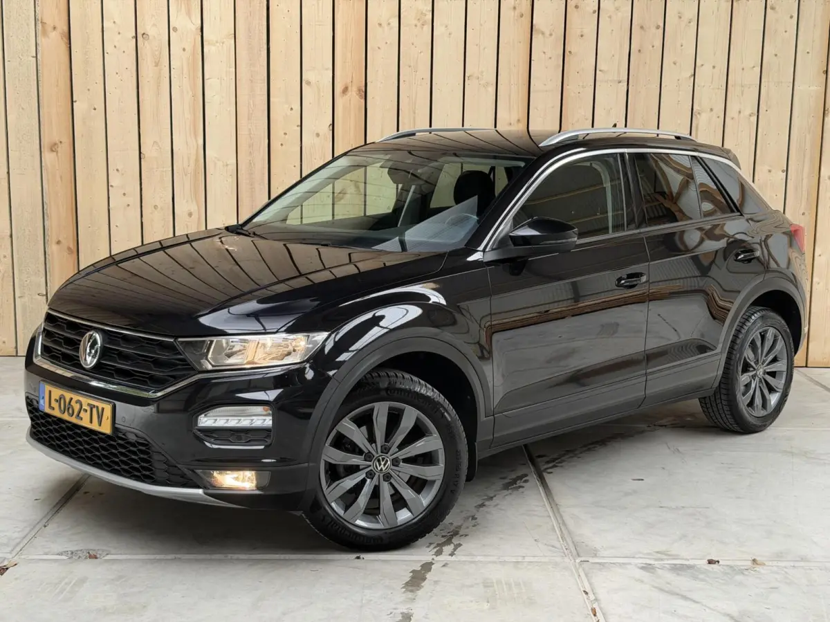 1.5 TSI Style Business Automaat | Climate control | Adaptieve cruise control | Achteruitrijcamera | Getint glas | LED verlichting | Apple CarPlay/Android Auto | Parkeersensoren voor en achte