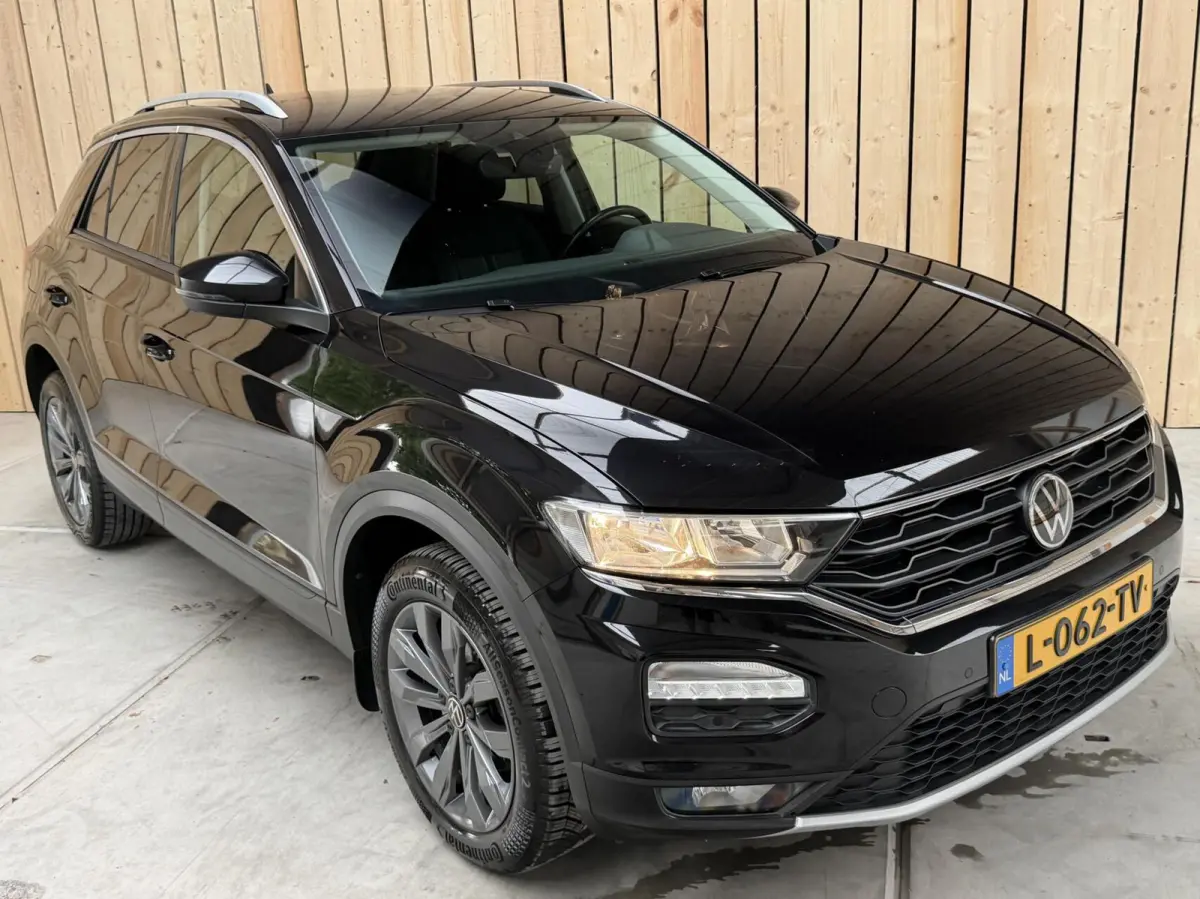 1.5 TSI Style Business Automaat | Climate control | Adaptieve cruise control | Achteruitrijcamera | Getint glas | LED verlichting | Apple CarPlay/Android Auto | Parkeersensoren voor en achte