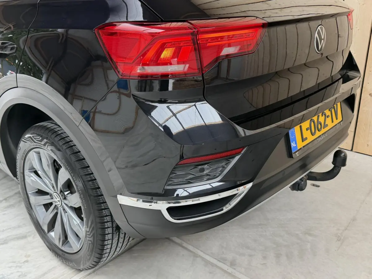 1.5 TSI Style Business Automaat | Climate control | Adaptieve cruise control | Achteruitrijcamera | Getint glas | LED verlichting | Apple CarPlay/Android Auto | Parkeersensoren voor en achte