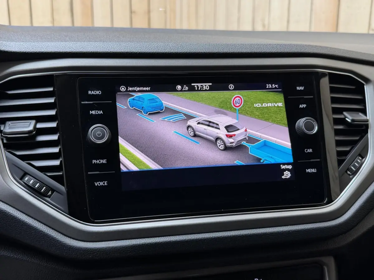 1.5 TSI Style Business Automaat | Climate control | Adaptieve cruise control | Achteruitrijcamera | Getint glas | LED verlichting | Apple CarPlay/Android Auto | Parkeersensoren voor en achte
