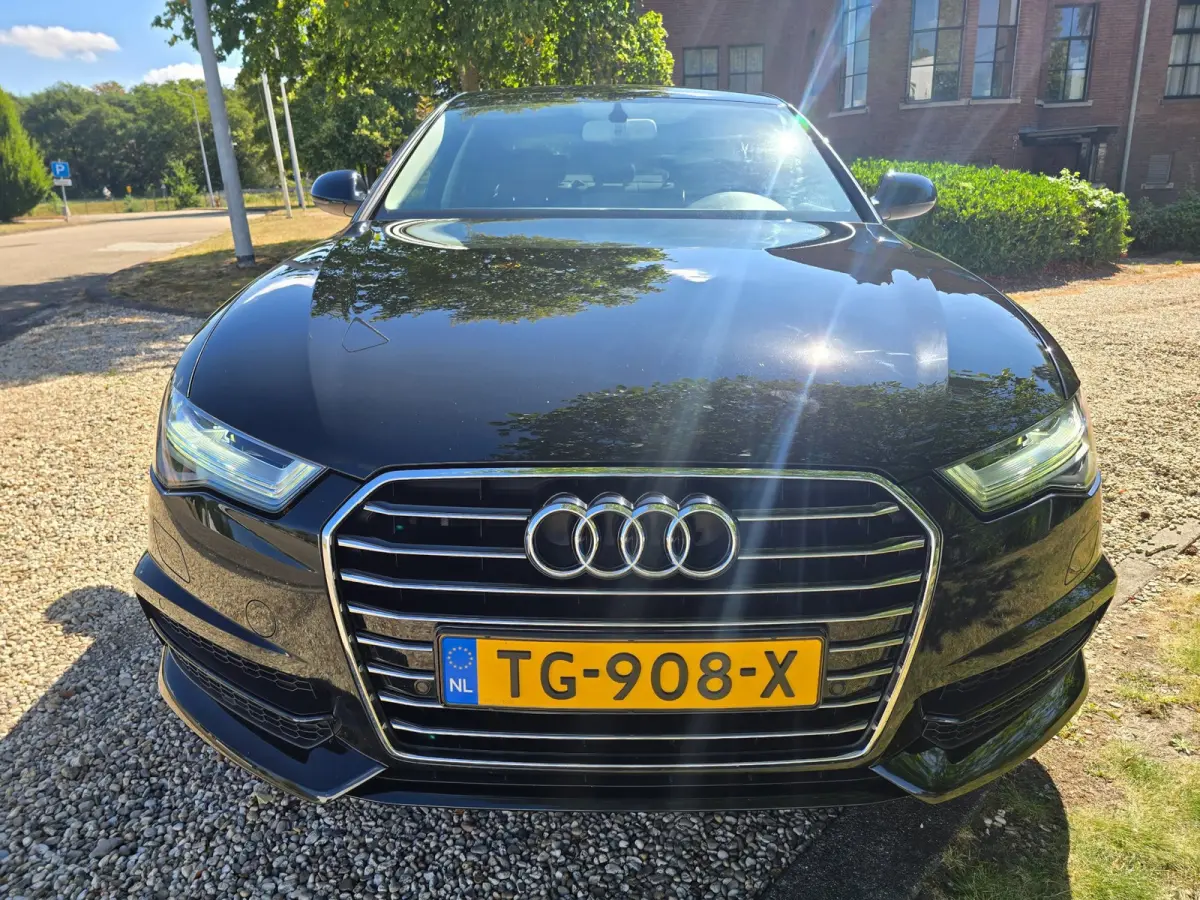 2.0 TDI ultra Advance Automaat, Airco, Navi, Trekhaak