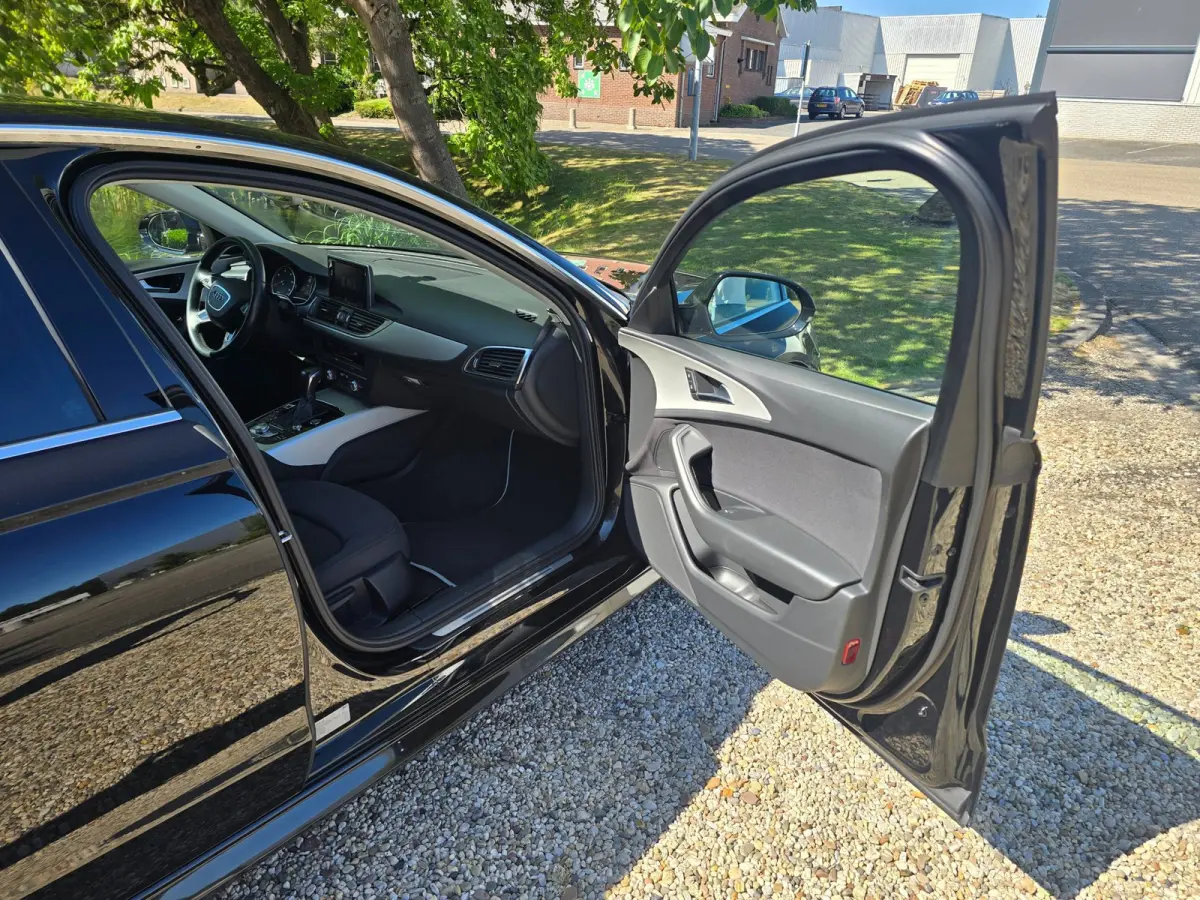 2.0 TDI ultra Advance Automaat, Airco, Navi, Trekhaak