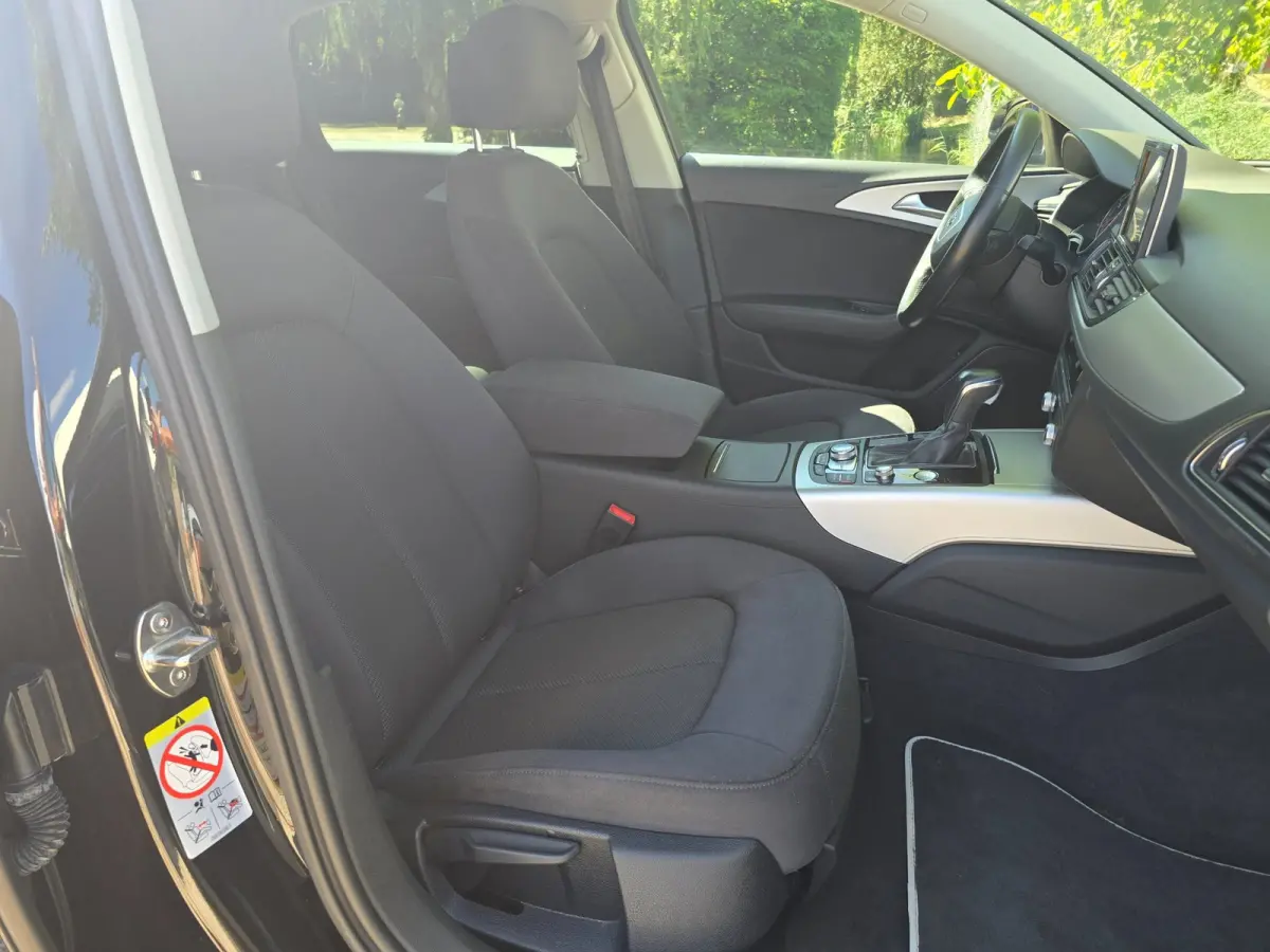 2.0 TDI ultra Advance Automaat, Airco, Navi, Trekhaak