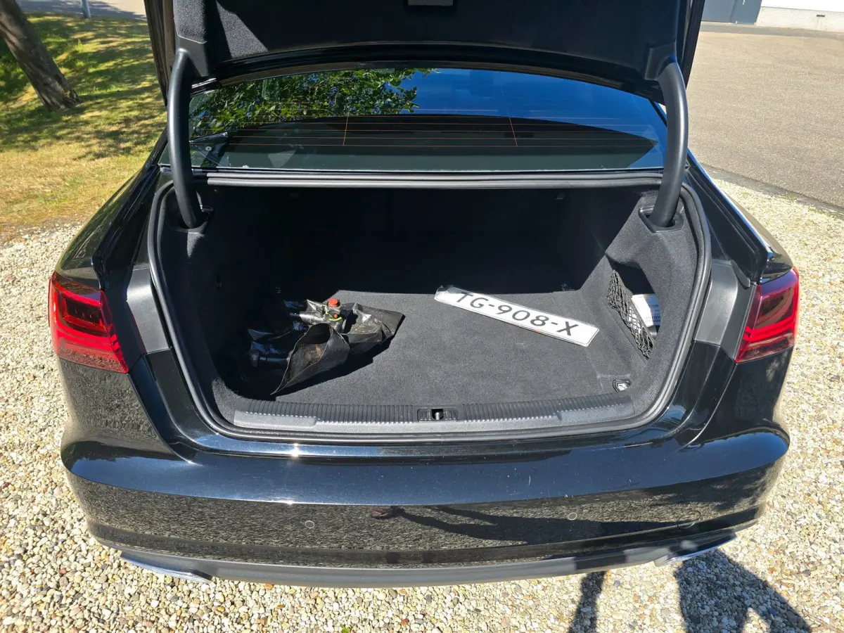 2.0 TDI ultra Advance Automaat, Airco, Navi, Trekhaak