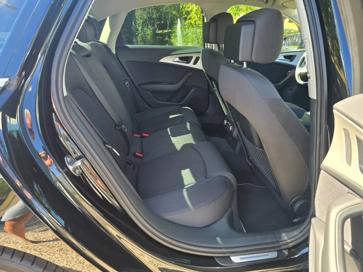 2.0 TDI ultra Advance Automaat, Airco, Navi, Trekhaak