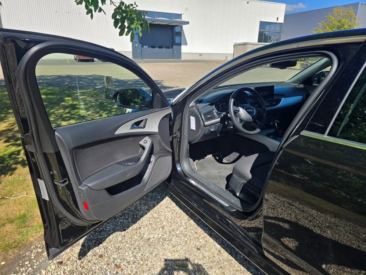 2.0 TDI ultra Advance Automaat, Airco, Navi, Trekhaak