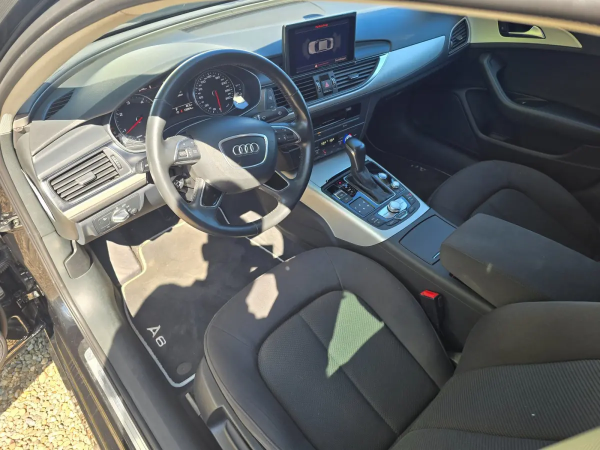 2.0 TDI ultra Advance Automaat, Airco, Navi, Trekhaak