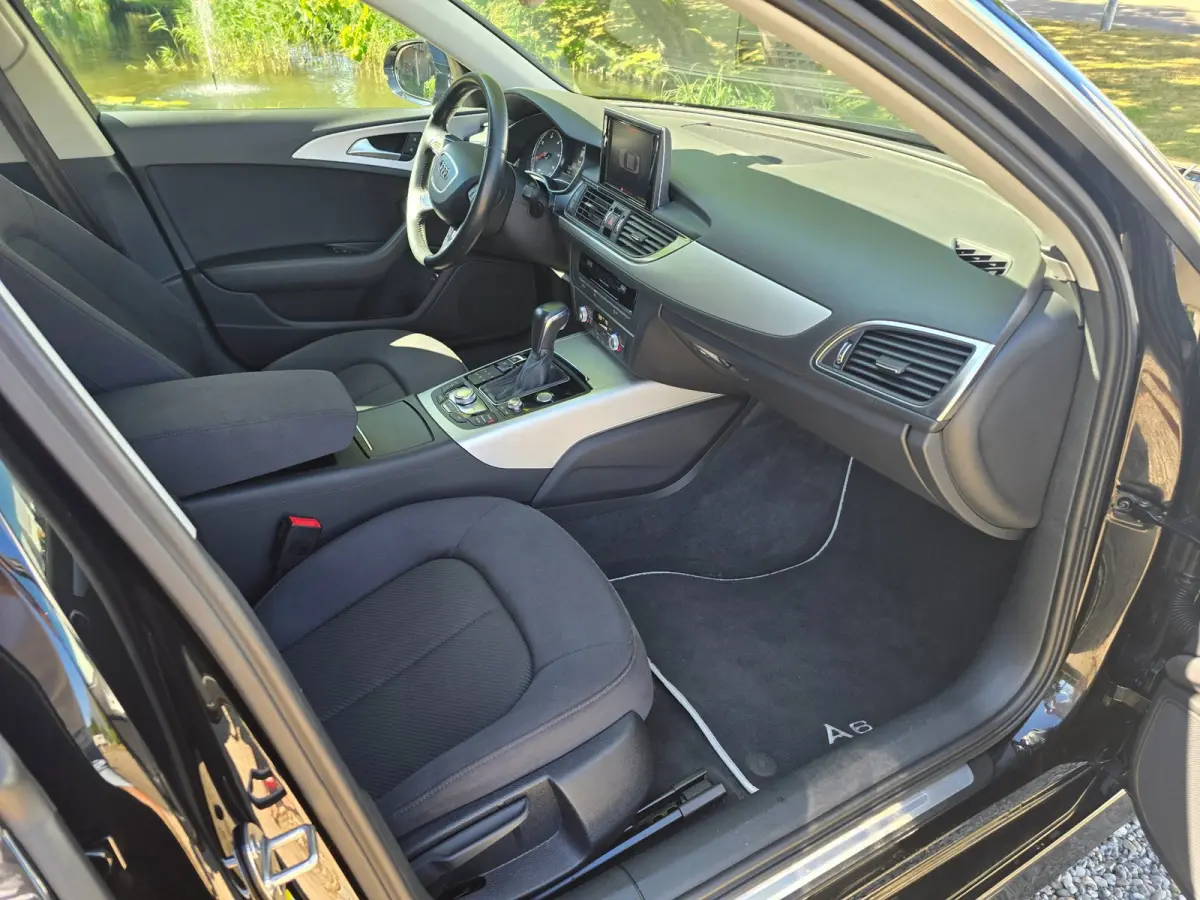 2.0 TDI ultra Advance Automaat, Airco, Navi, Trekhaak